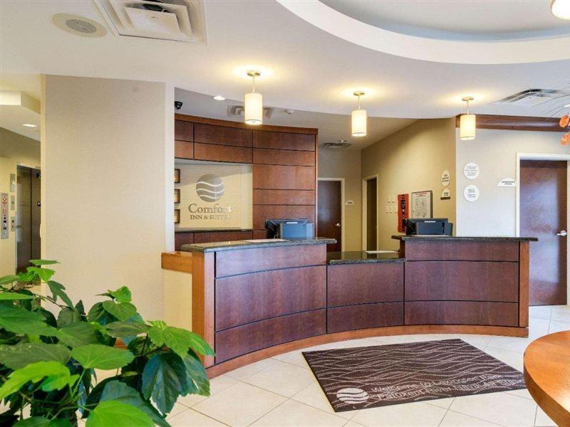 Comfort Inn & Suites Лексінгтон-Парк Екстер'єр фото